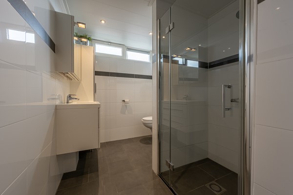 Medium property photo - Kikkerveen 152, 3205 XE Spijkenisse